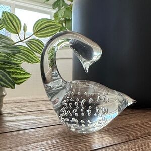 Hand Blown Murano type Glass Swan Figurine